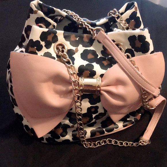 Betsey Johnson Handbags - Betsey Johnson Bucket Handbag